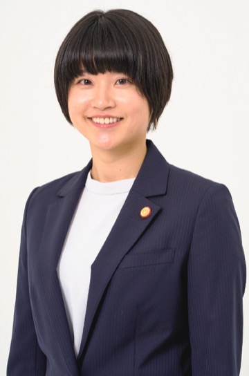内田 茉李